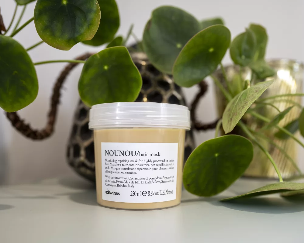 Villa no cottenchy - Coiffeur près d'Amiens - Davines NOUNOU / Hair Mask