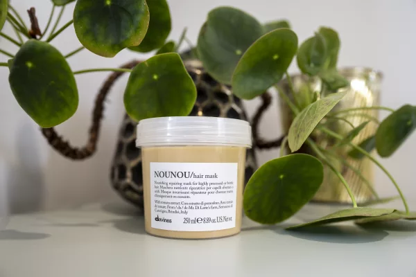 Villa no cottenchy - Coiffeur près d'Amiens - Davines NOUNOU / Hair Mask