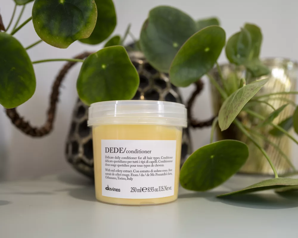 Villa no cottenchy - Coiffeur près d'Amiens - Davines DEDE / Conditioner
