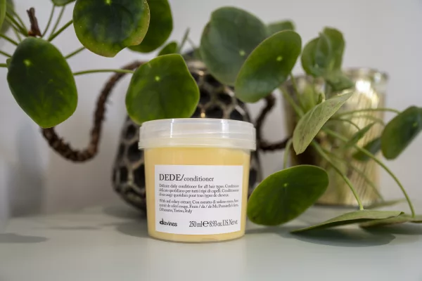 Villa no cottenchy - Coiffeur près d'Amiens - Davines DEDE / Conditioner
