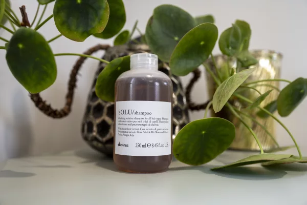 Villa no cottenchy - Coiffeur près d'Amiens - Davines solu shampoo