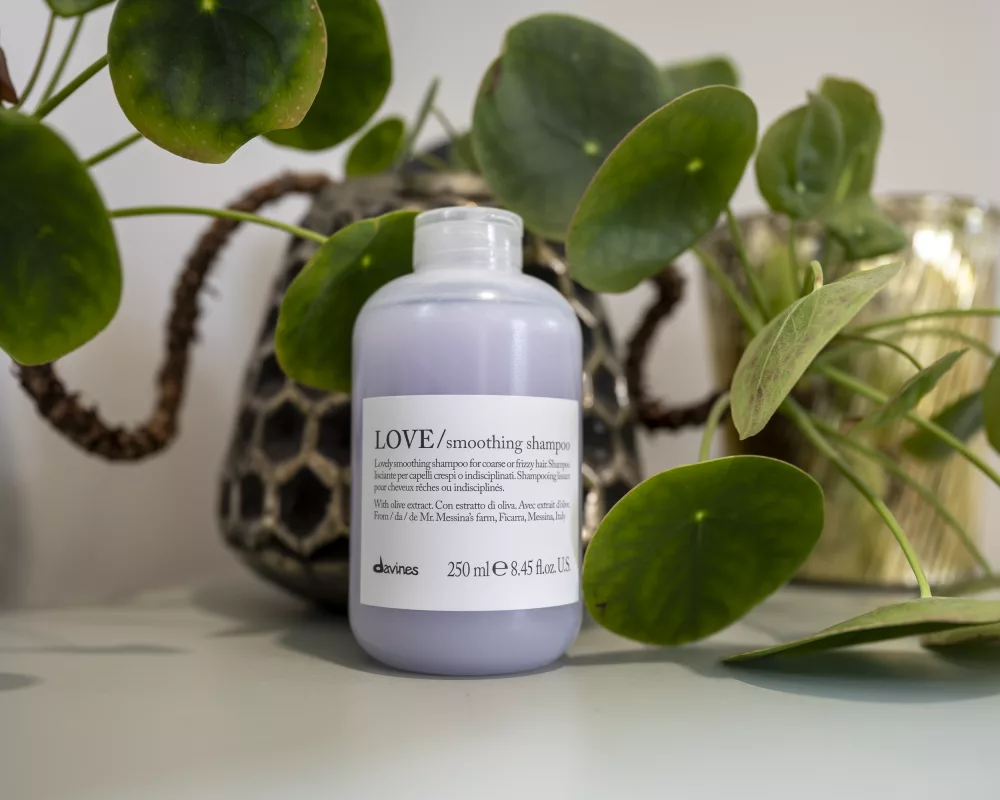 Villa no cottenchy - Coiffeur près d'Amiens - Davines Love Smoothing Shampoo