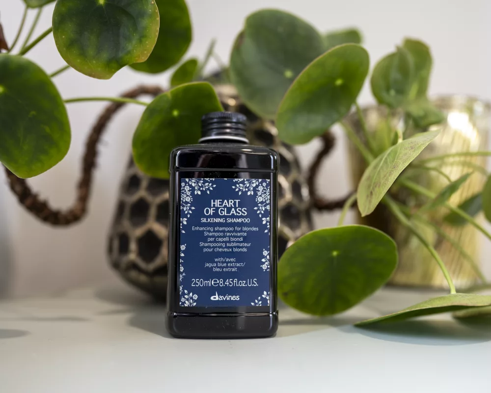 Villa no cottenchy - Coiffeur près d'Amiens - Davines HEART OF GLASS / Silkening Shampoo