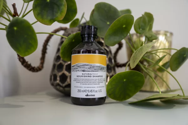 Villa no cottenchy - Coiffeur près d'Amiens - Davines NOURISHING / Shampoo