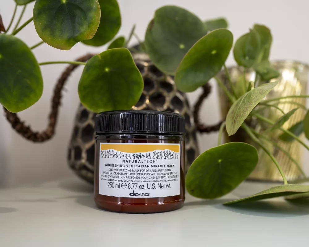 Villa no cottenchy - Coiffeur près d'Amiens - Davines NOURISHING Vegetarian Miracle Mask